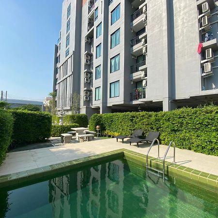 Roomquest Bangkok Sukhumvit 107 Samut Prakan Zewnętrze zdjęcie