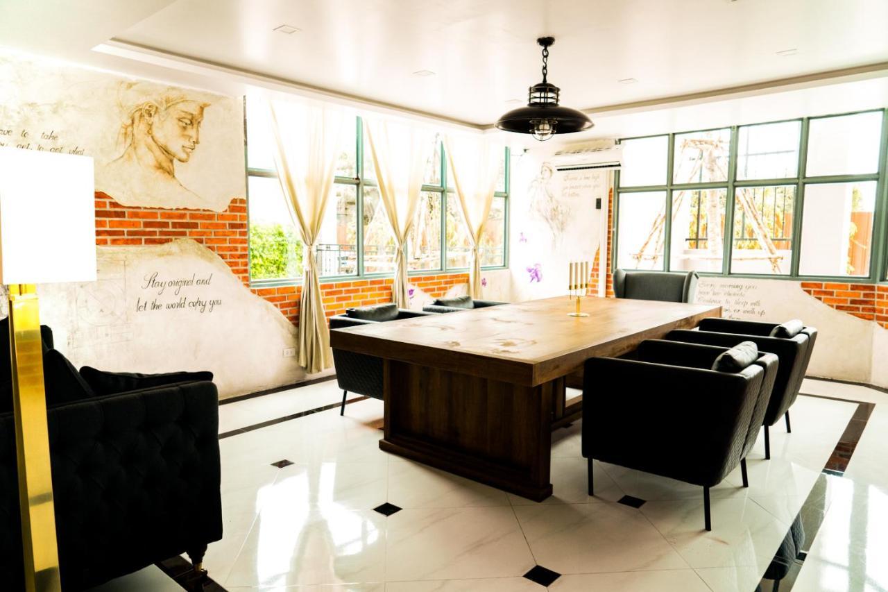 Roomquest Bangkok Sukhumvit 107 Samut Prakan Zewnętrze zdjęcie