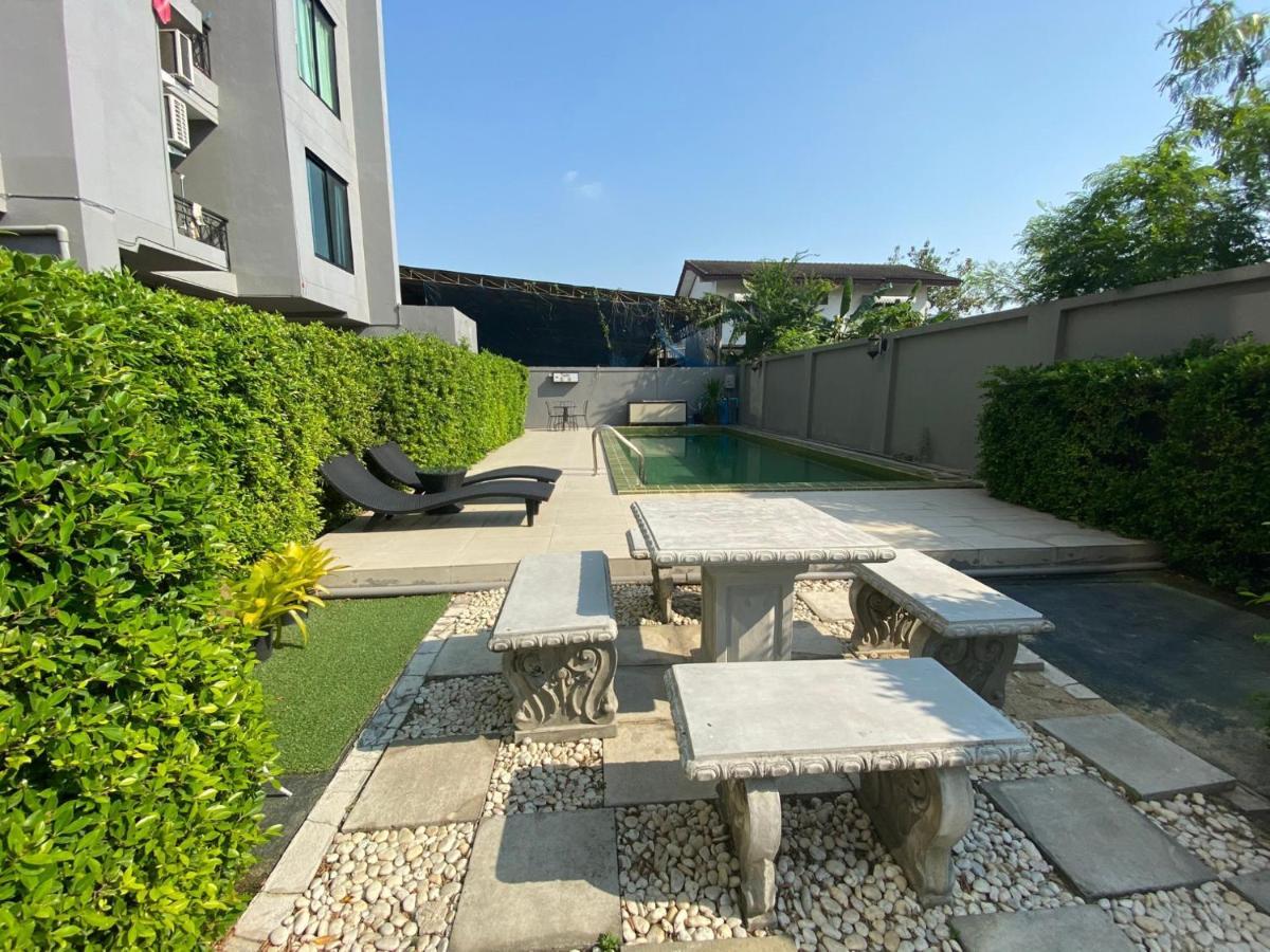 Roomquest Bangkok Sukhumvit 107 Samut Prakan Zewnętrze zdjęcie