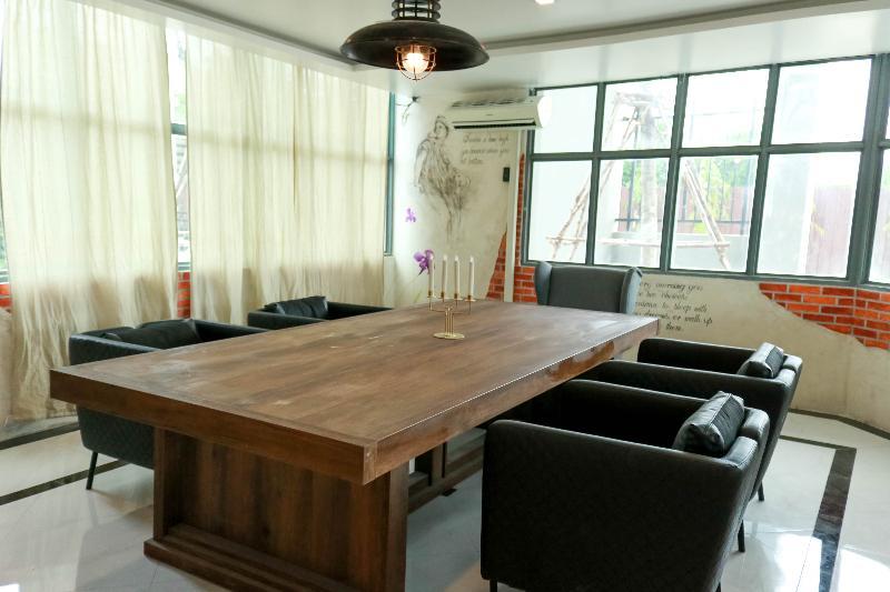Roomquest Bangkok Sukhumvit 107 Samut Prakan Zewnętrze zdjęcie