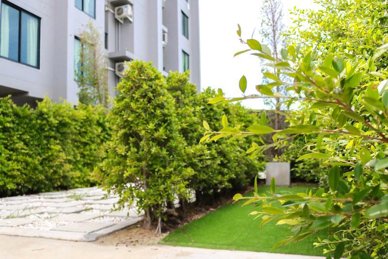 Roomquest Bangkok Sukhumvit 107 Samut Prakan Zewnętrze zdjęcie