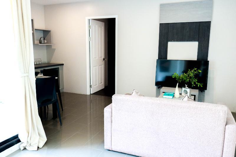 Roomquest Bangkok Sukhumvit 107 Samut Prakan Zewnętrze zdjęcie