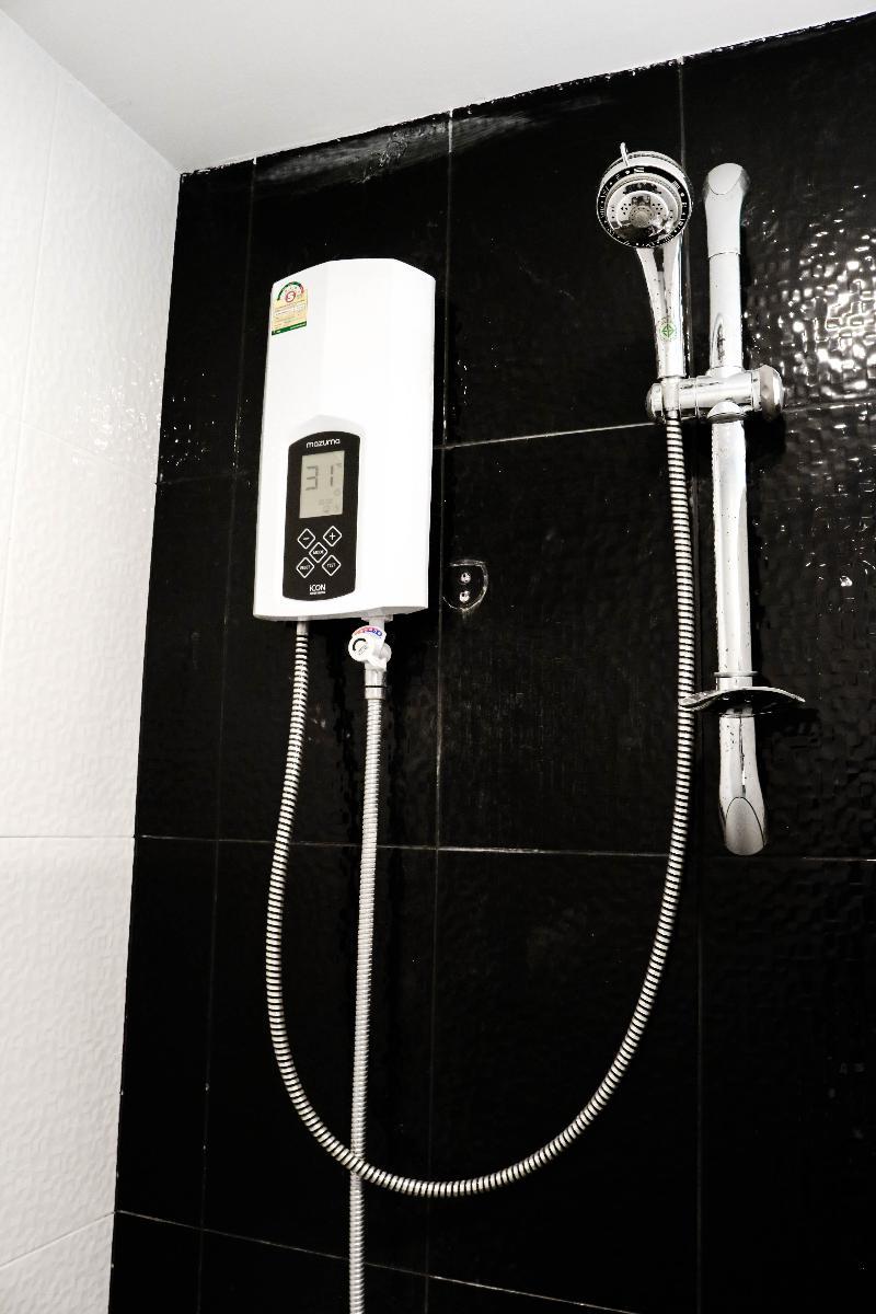 Roomquest Bangkok Sukhumvit 107 Samut Prakan Zewnętrze zdjęcie