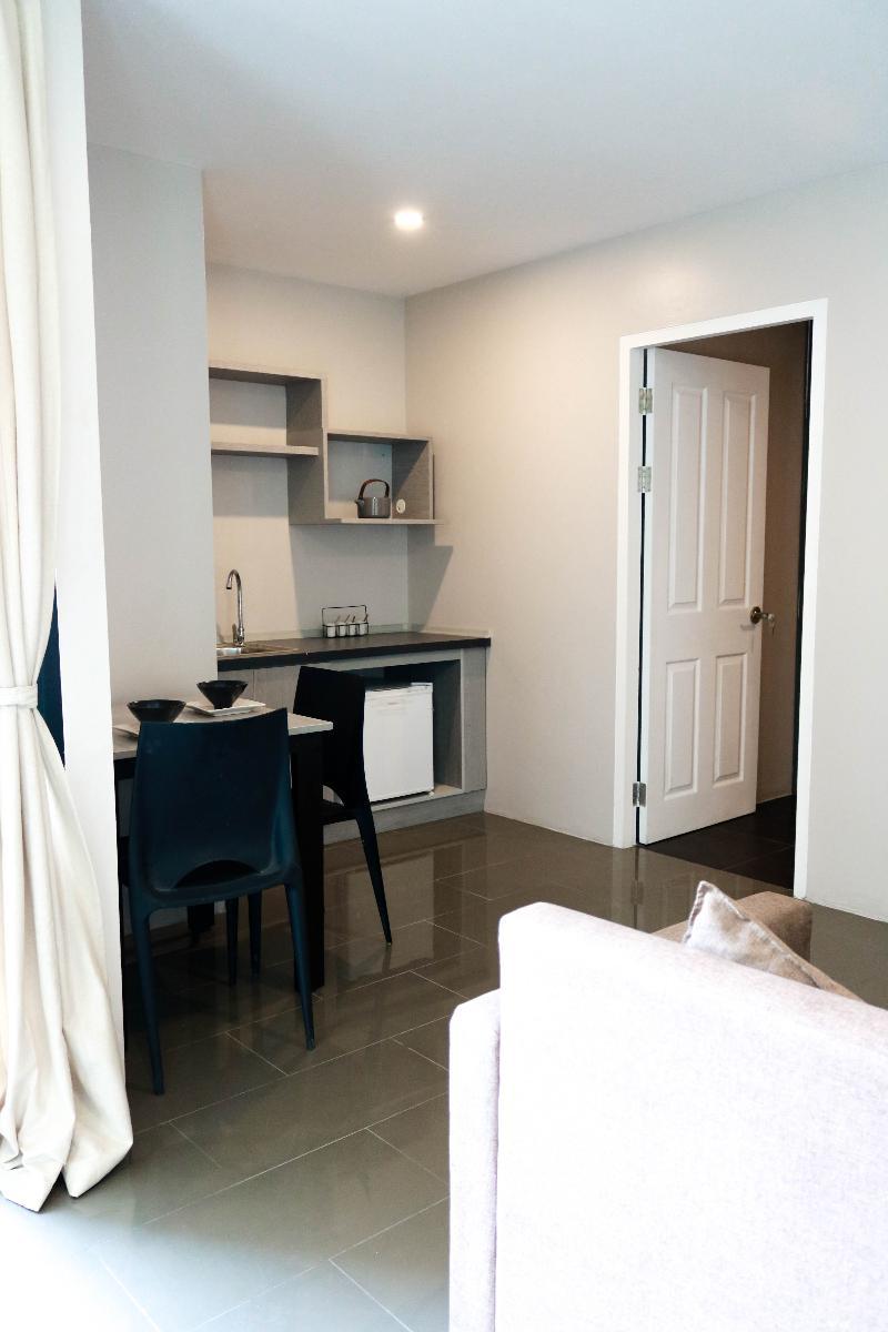 Roomquest Bangkok Sukhumvit 107 Samut Prakan Zewnętrze zdjęcie